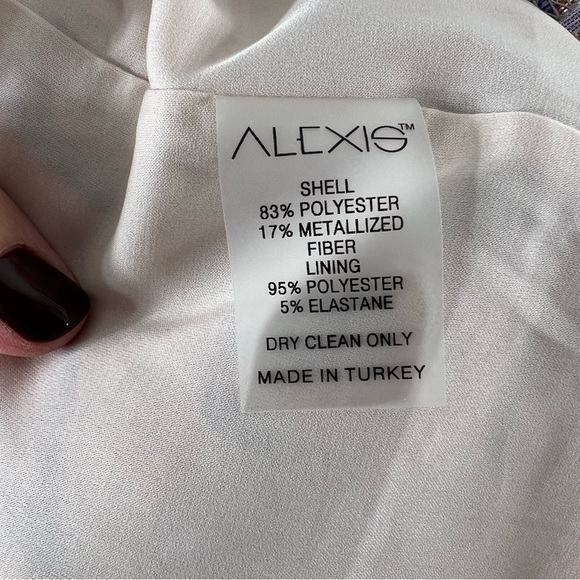 Alexis Marceau Wrap Top Floral Metallic Small - Picture 10 of 11